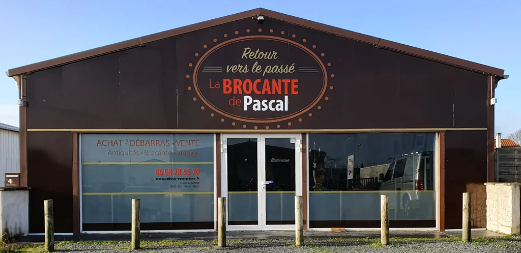 Façade boutique retour vers le passé